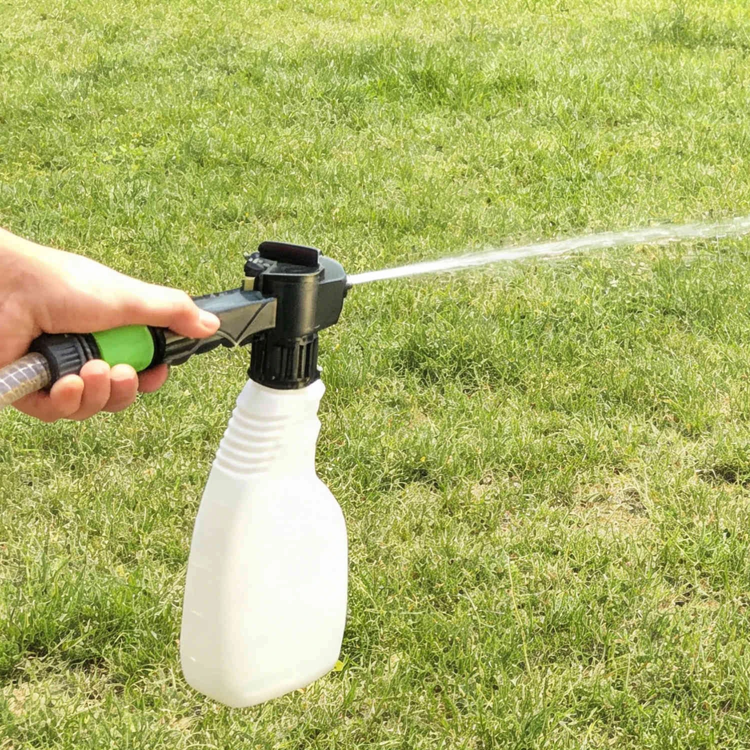 Verstellbarer Schlauchendspr&uuml;her mit F&auml;cherspray zur Sch&auml;dlingsbek&auml;mpfung, D&uuml;ngung und Reinigung